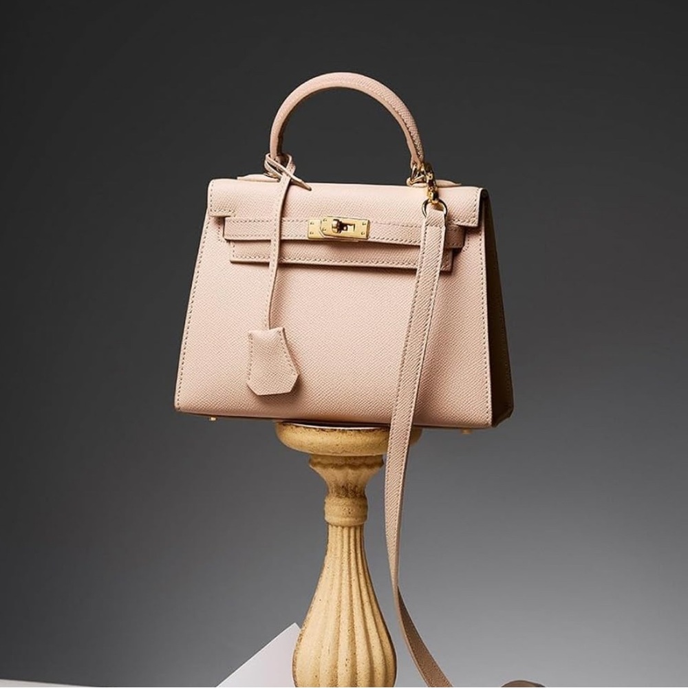 Elegant Cream Handbag